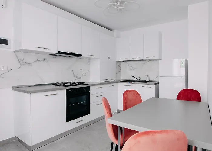 Stepo Sunset ブカレスト